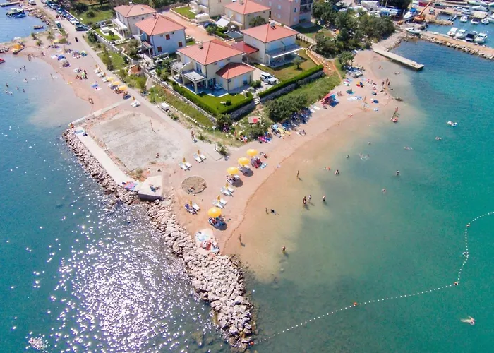 Apartmán Grosse In Mit Moebliertem Balkon By Interhome *