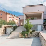 Grosse In Mit Moebliertem Balkon By Interhome *